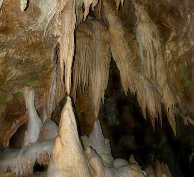 Tropfsteinhöhlen im Harz