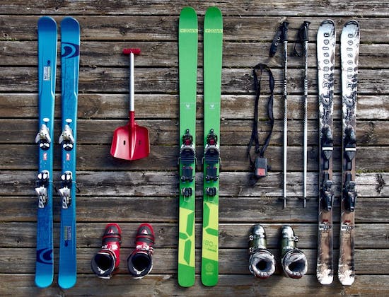 Skiausrüstung Wintersport